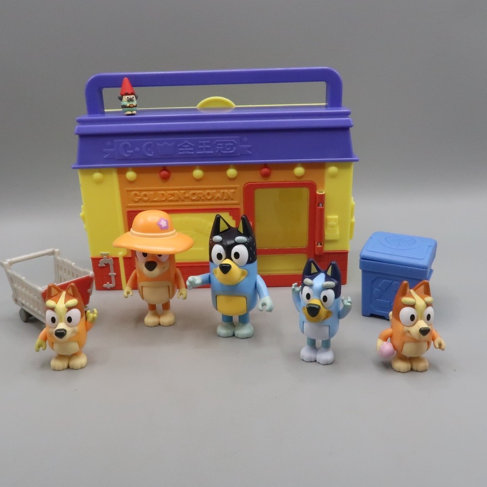 Bluey Takeaway Playset Golden Crown Restaurant Case & Figures ghome lot
